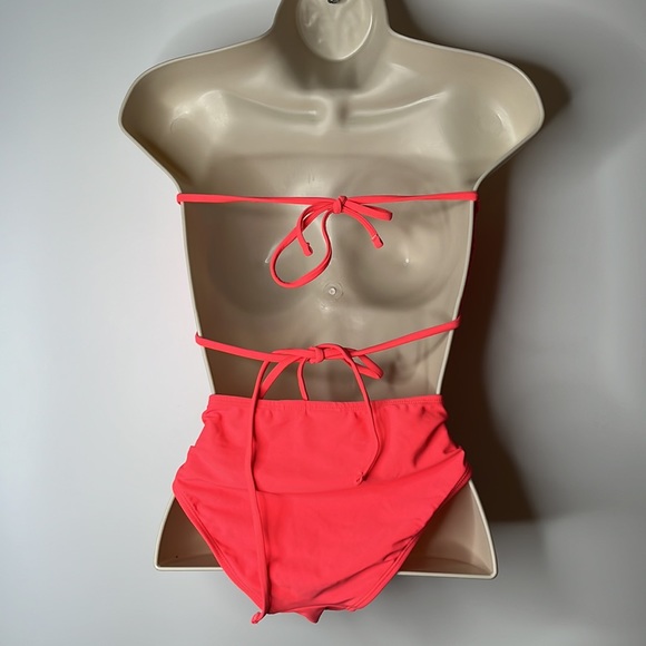 California Waves Bandeau Style Bikini  SIZE LARGE - Picture 5 of 7